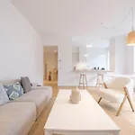 Lumineux Appartement 2 Chambres Entre Le Chatelain Et L\'Avenue Louise